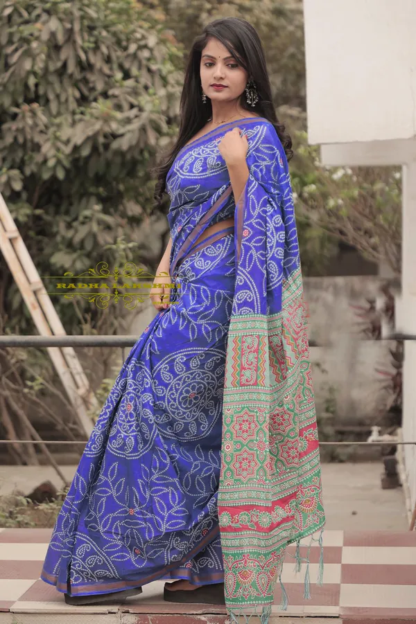 Handicraft_Women's_Bandhani_Print_Pure_Soft_Cotton_Saree_With_Zari_Border_And_Blouse_Piece_Rangat_Blue_With_Blouse_Piece